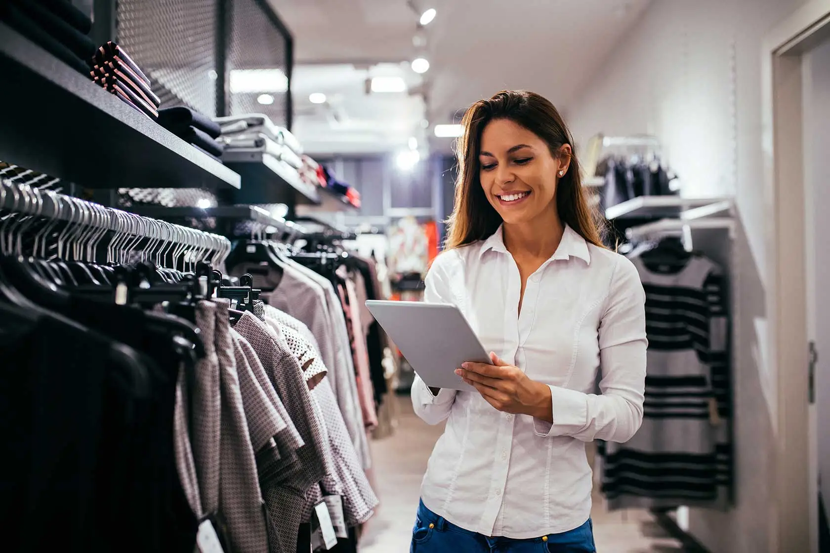 Retail & distribution